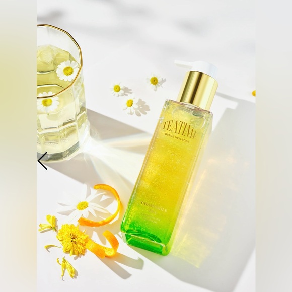 NIB BYROE Chamomile Tea Face Cleanser 150mL/5.07oz factory sealed Full Size - Picture 2 of 9